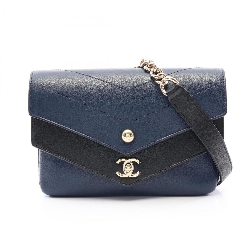 Chanel Chevron V-stitch Shoulder Bag/Handbag, Leather, Women's, Navy/Black